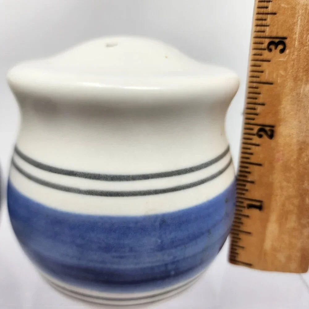 Pfaltzgraff Rio Salt Pepper Shaker Set Ceramic Blue White With Striped Design